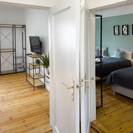 Immostay Mit Garten & Free Parking