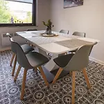 Immostay Mit Garten & Free Parking