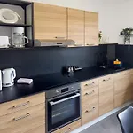 Immostay Mit Garten & Free Parking Διαμέρισμα