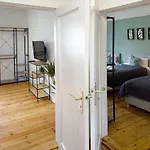 Immostay Mit Garten & Free Parking