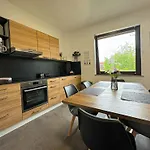 Immostay Mit Garten & Free Parking Апартаменти *