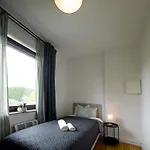 Immostay Mit Garten & Free Parking *
