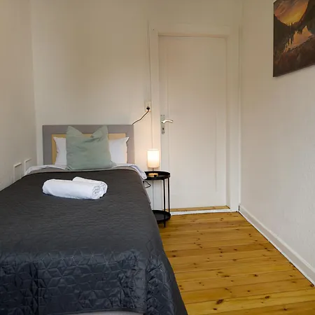 Immostay Mit Garten & Free Parking *