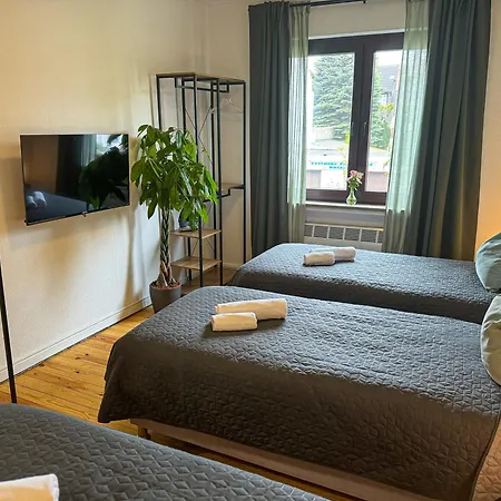 Apartment Immostay Mit Garten&free Parking