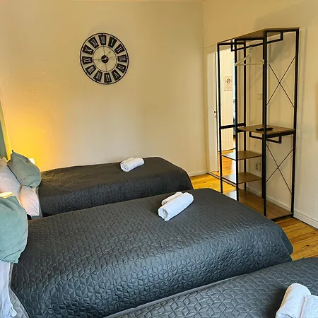 Immostay Mit Garten & Free Parking Бремен