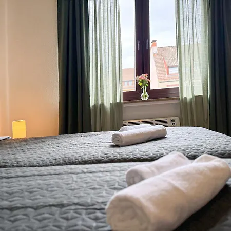 Apartment Immostay Mit Garten&free Parking