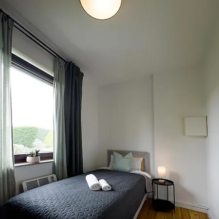 Immostay Mit Garten & Free Parking *
