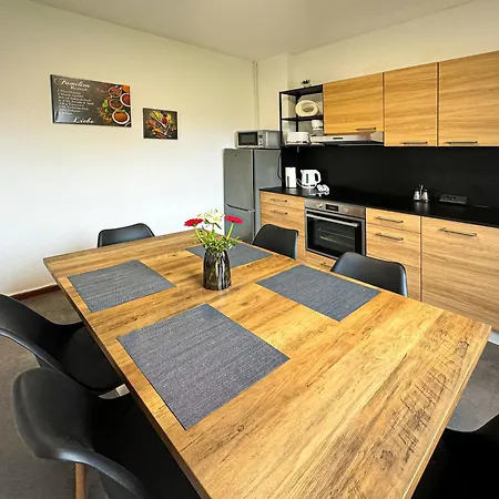 Immostay Mit Garten & Free Parking Apartment