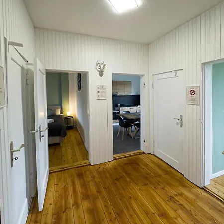 Immostay Mit Garten & Free Parking *