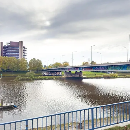 Immostay Mit Garten & Free Parking 公寓