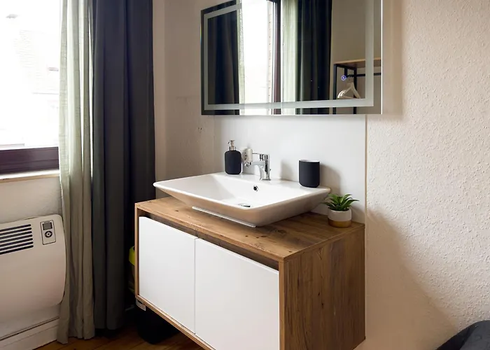 アパート Immostay Mit Garten & Free Parking ブレーメン