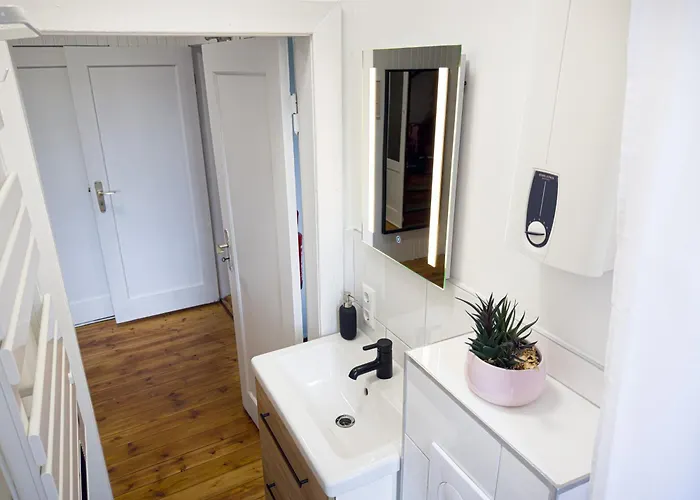 公寓 Immostay Mit Garten & Free Parking *