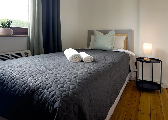 Immostay Mit Garten & Free Parking アパート