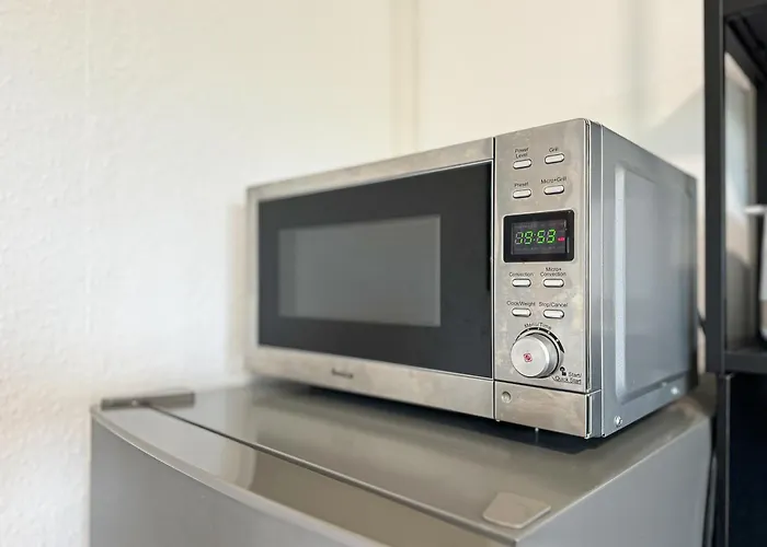 アパート Immostay Mit Garten & Free Parking ブレーメン