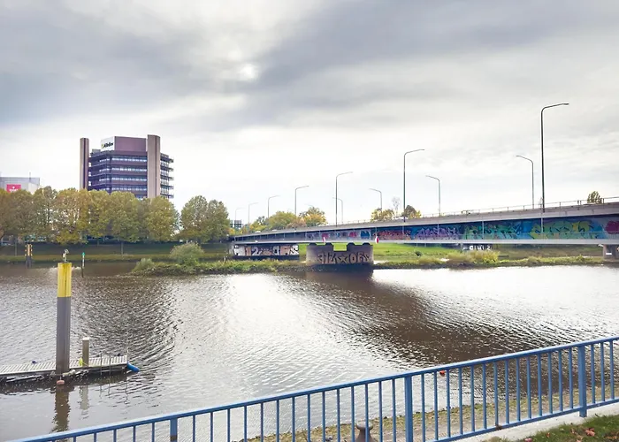 Immostay Mit Garten & Free Parking 公寓